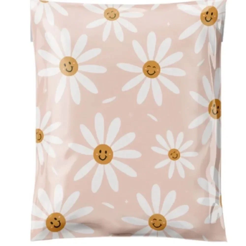 Poly mailers 35 poly plus 35 stickers